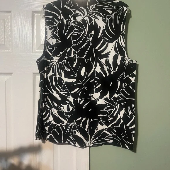 Rafaella Black & White Sleeveless Zip-Front Leaf Print Top NWT XXL - Picture 6 of 9